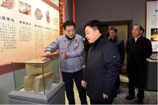 江西省委副書記、省長(zhǎng)葉建春蒞臨我司調(diào)研